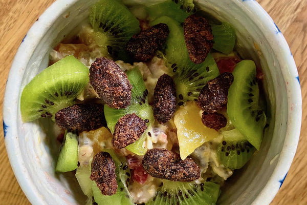 Overnight Oats with Mango Kiwi and Spicy Cacao Nibs Recipe